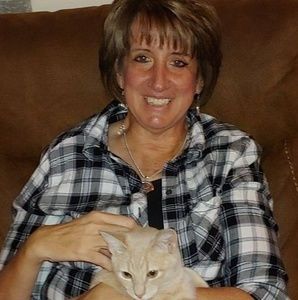 Meet your Posher, Michele